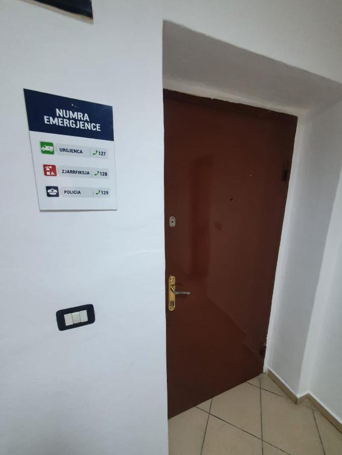 New# Bright Apartment-Tirana City Center Buitenkant foto